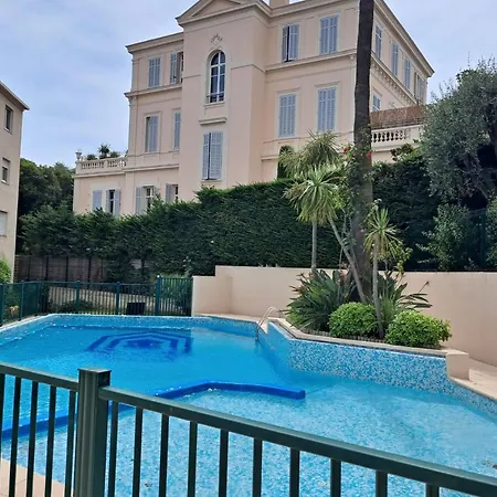 Henri Camille Real Estate -beautiful One Bedroom Swimming Pool And Parking Σπίτι διακοπών *