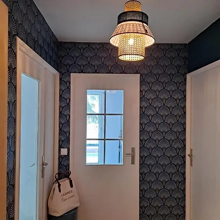 Σπίτι διακοπών Henri Camille Real Estate -beautiful One Bedroom Swimming Pool And Parking *